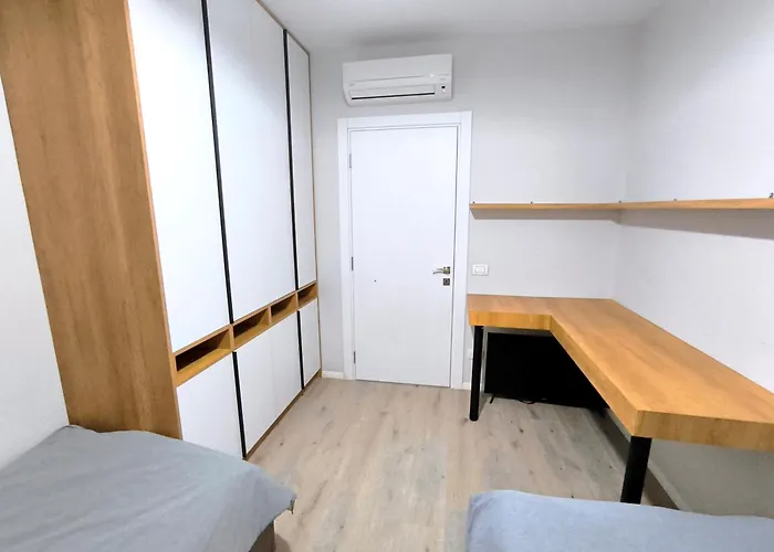 Deasapartments 2 شقة تيرانا